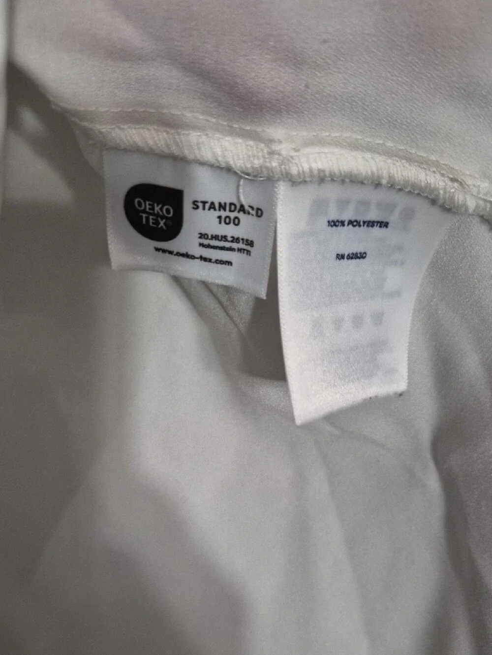 Lands' End Cream Short-Sleeve Blouse with Chase Logo Sz 6